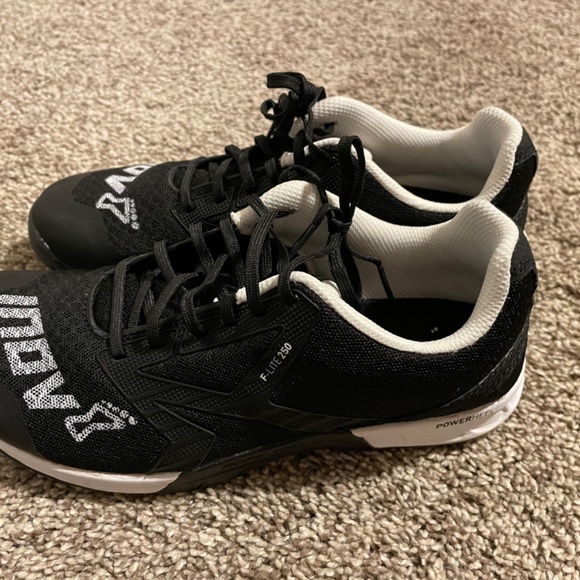 Innov-8 F-Lite 250 women’s training sneakers - Picture 3 of 8